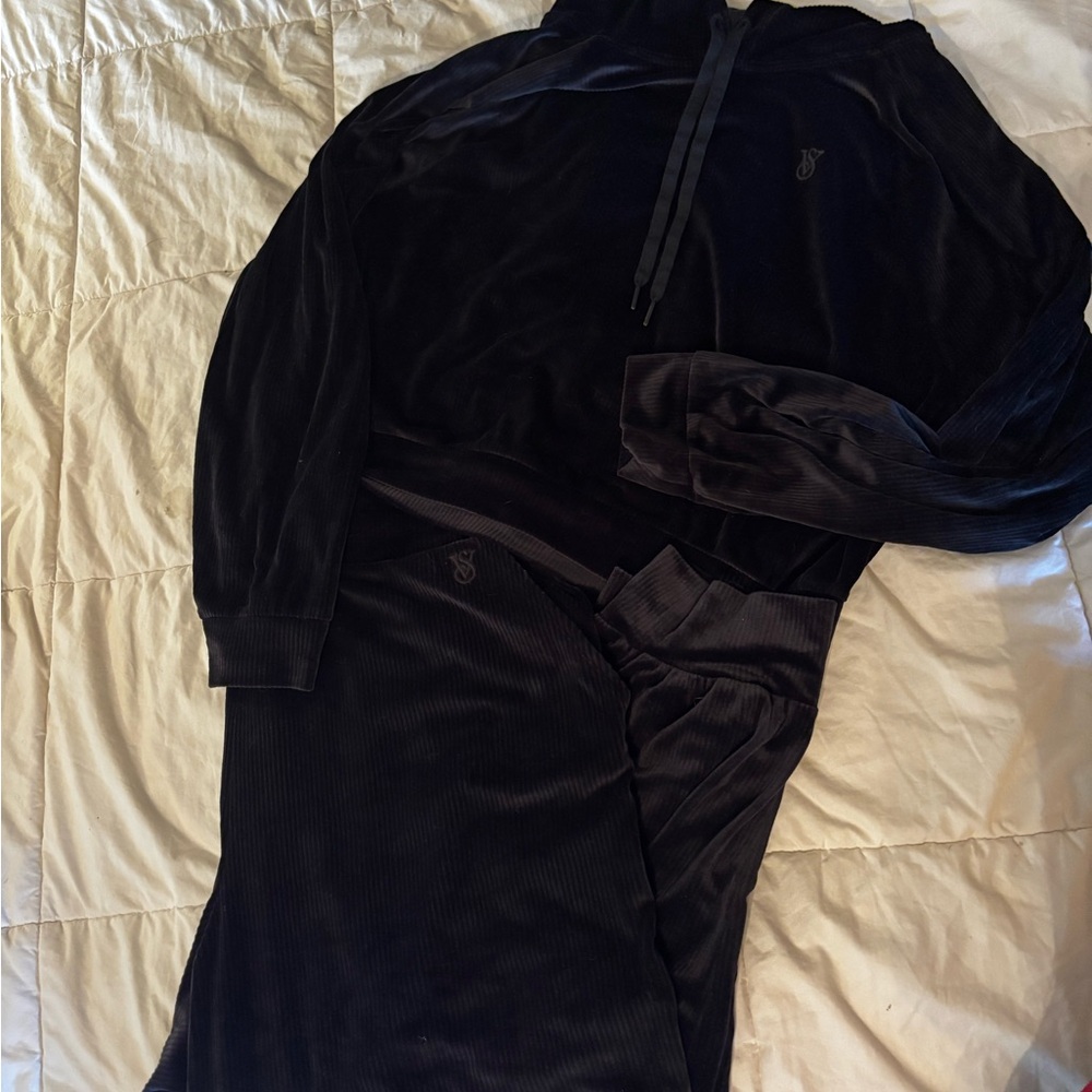 Victoria's Secret Black Ribbed Velour Jogger Set